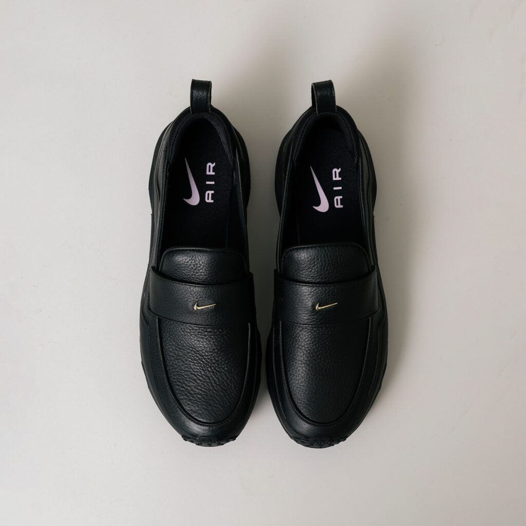 【再入荷】NIKE AIR MAX PHENOMENA