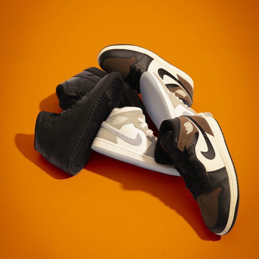 7/24(金)12:00~ JORDAN BRAND AIR JORDAN 1 MID 発売
